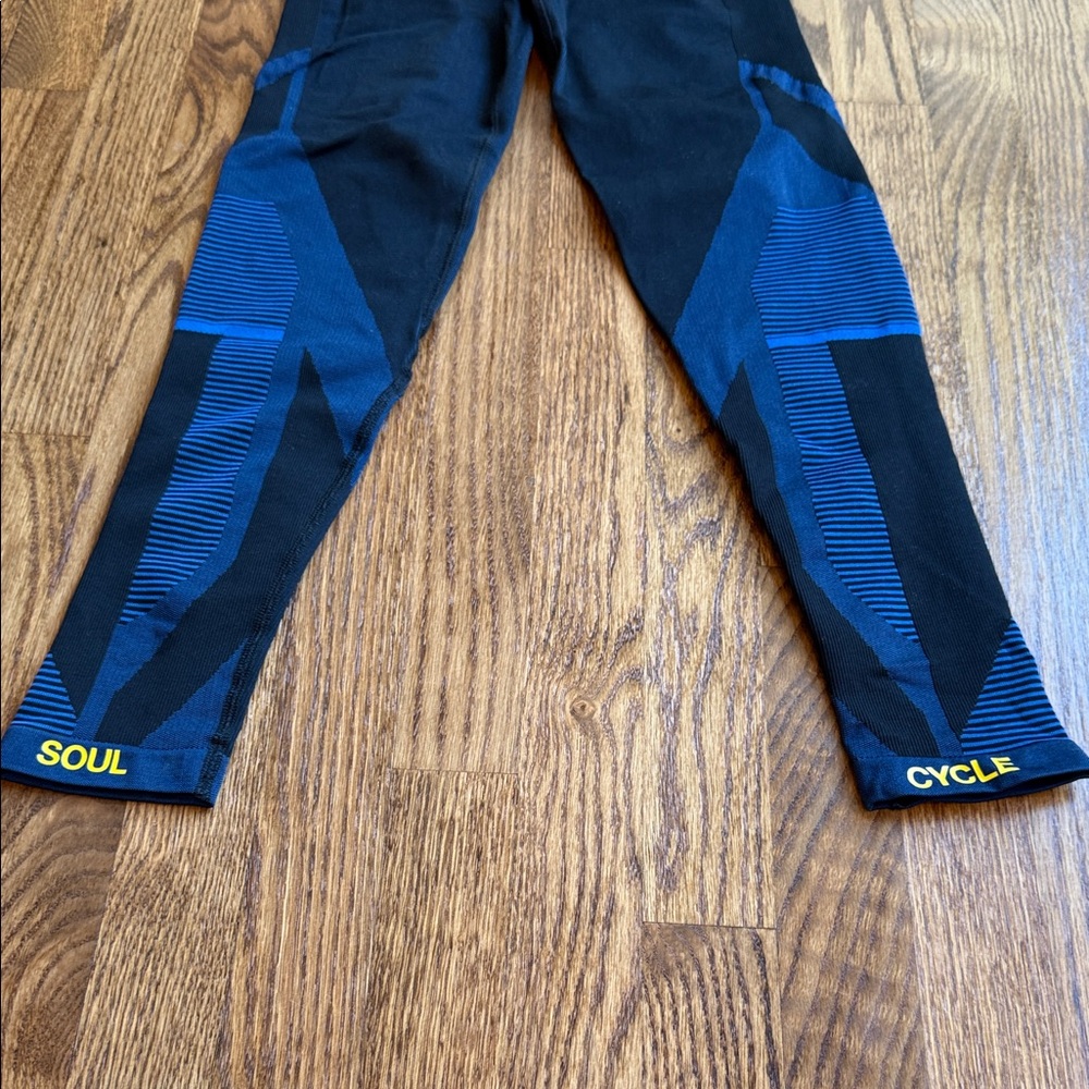 LNDR Black and Blue Spectrum Leggings - SoulCycle